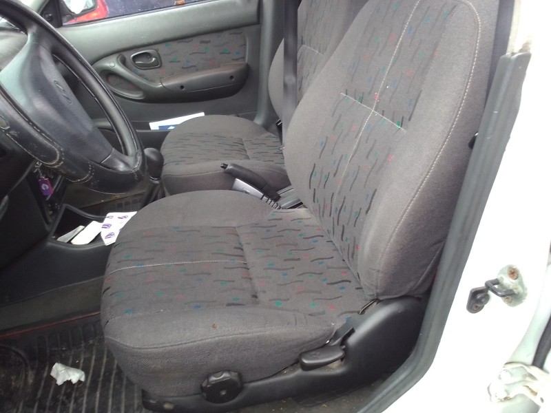 hyundai accent (x3) del año 1999