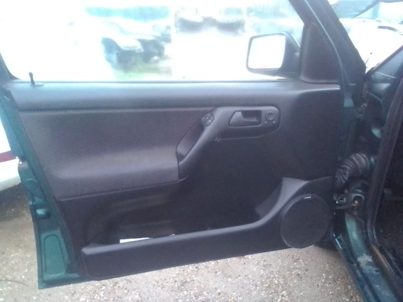 volkswagen golf iii berlina (1h1) del año 1996