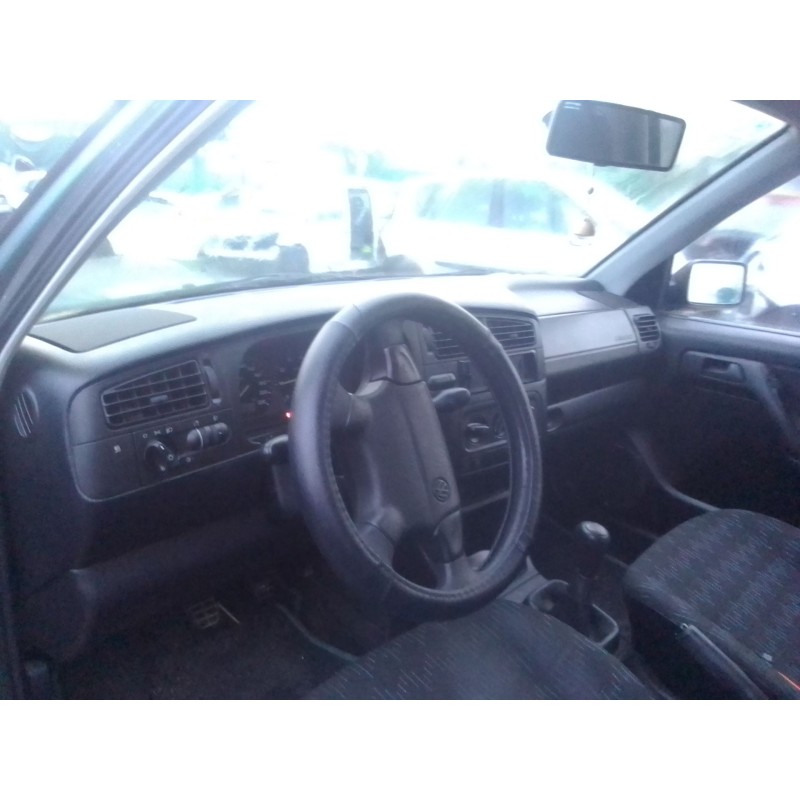 volkswagen golf iii berlina (1h1) del año 1996