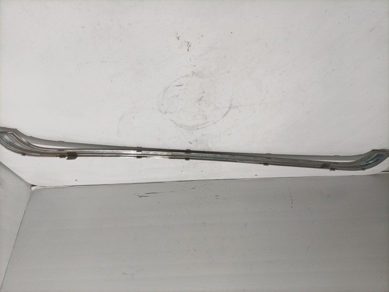 Recambio de moldura para mini one referencia OEM IAM 51111490062  