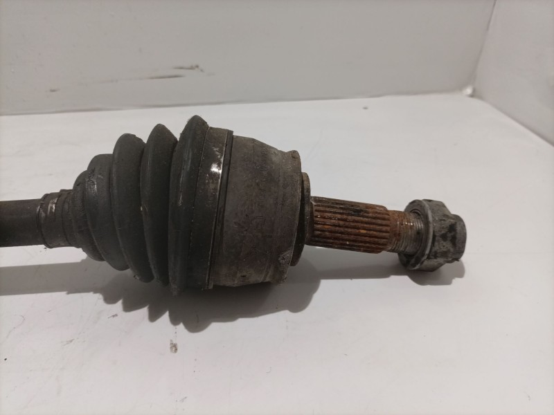 Recambio de transmision delantera izquierda para fiat nuova 500 lounge referencia OEM IAM 0051955482  