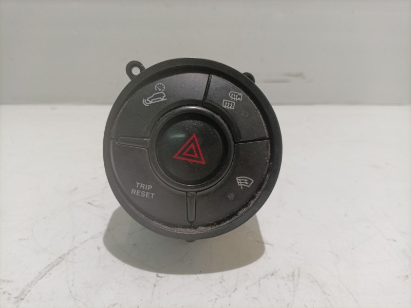 Recambio de warning para ssangyong actyon referencia OEM IAM 8520131010  