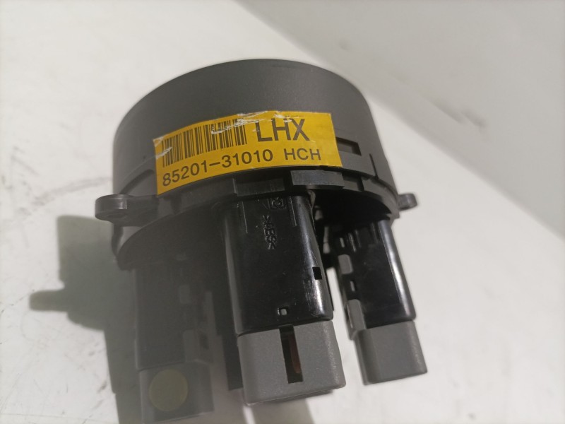 Recambio de warning para ssangyong actyon referencia OEM IAM 8520131010  