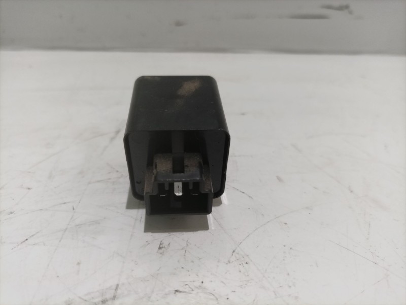 Recambio de rele para ssangyong actyon referencia OEM IAM 8662005000  