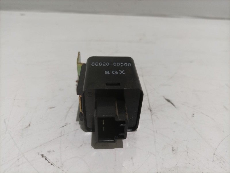 Recambio de rele para ssangyong actyon referencia OEM IAM 8662005000  