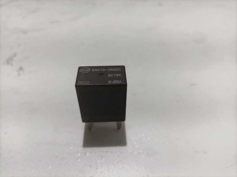 Recambio de rele para ssangyong actyon referencia OEM IAM 8441006020  