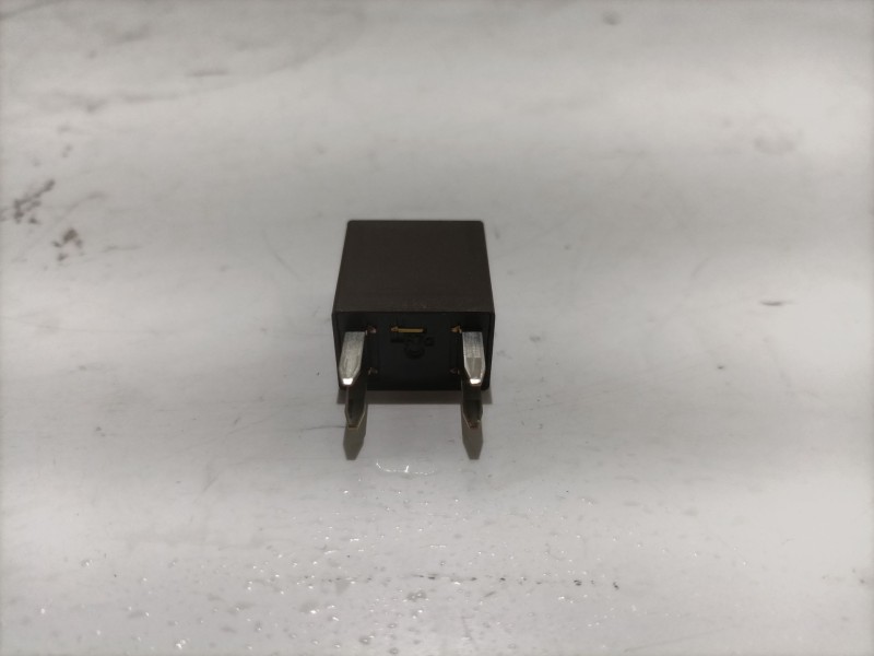 Recambio de rele para ssangyong actyon referencia OEM IAM 8441006020  