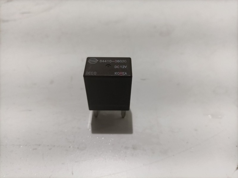 Recambio de rele para ssangyong actyon referencia OEM IAM 8441006020  