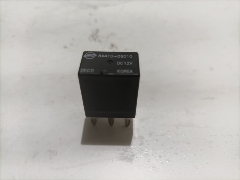 Recambio de rele para ssangyong actyon referencia OEM IAM 8441006010  