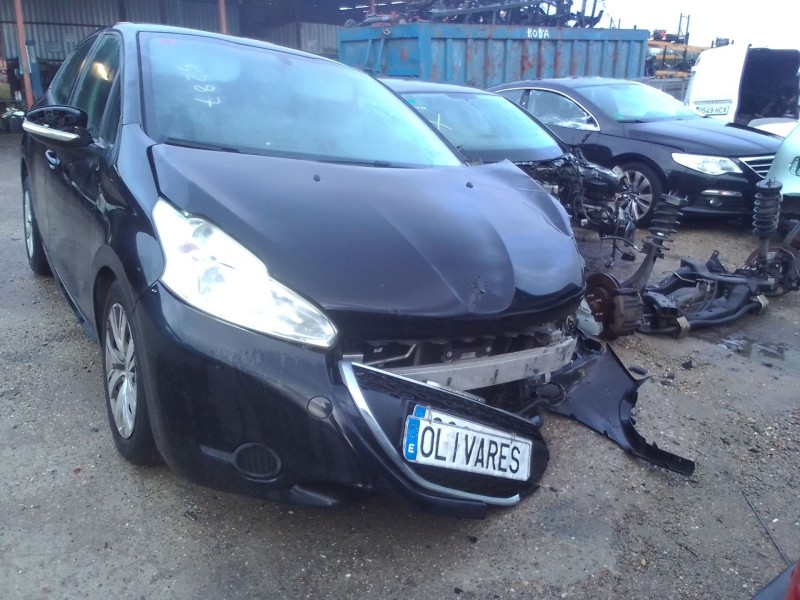 peugeot 208 del año 2012