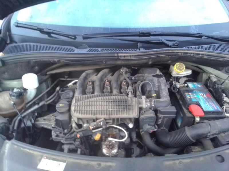 peugeot 208 del año 2012