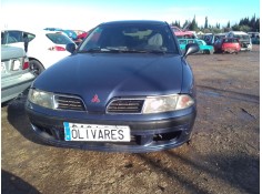 mitsubishi carisma berlina 5 (da0) del año 2002