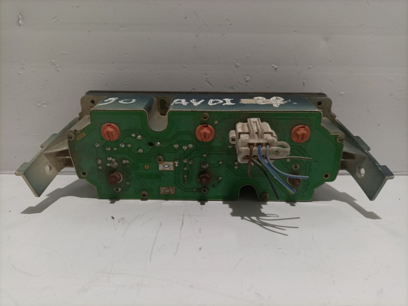 Recambio de cuadro instrumentos para audi 80/90 (893) 90 referencia OEM IAM 992645916 992645916 893863159