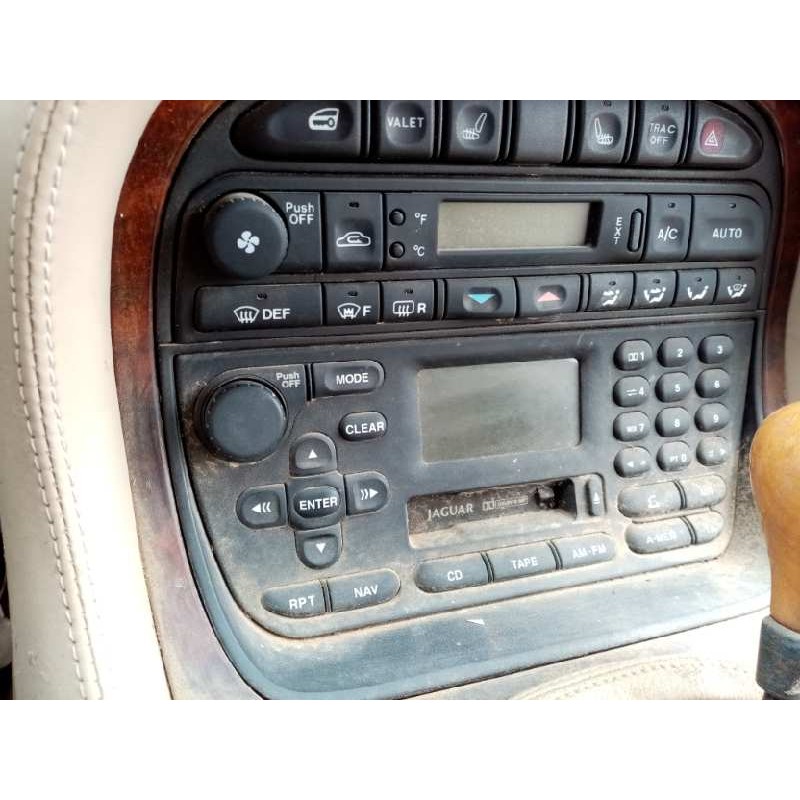 Recambio de sistema audio / radio cd para jaguar xj v8 daimler super referencia OEM IAM   