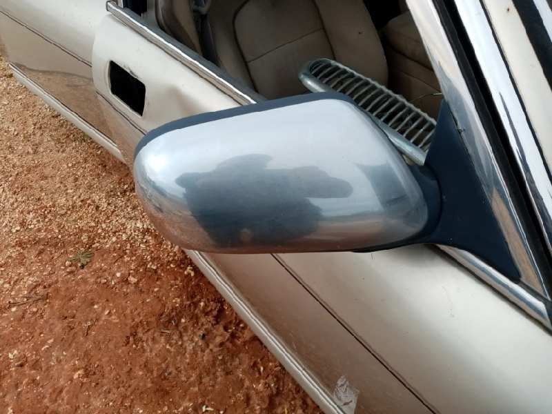 Recambio de retrovisor derecho para jaguar xj v8 daimler super referencia OEM IAM   