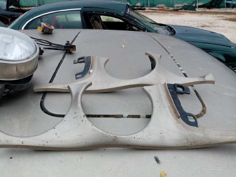 Recambio de rejilla delantera para jaguar xj v8 daimler super referencia OEM IAM   