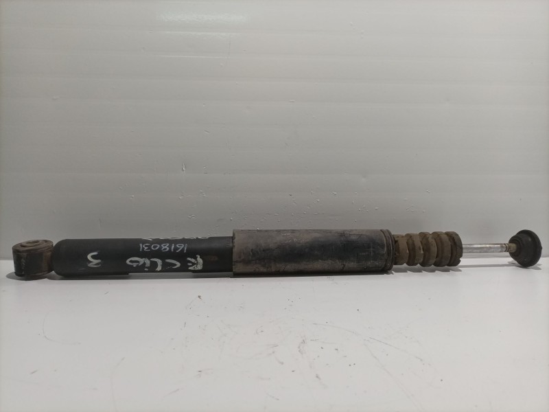 Recambio de amortiguador delantero izquierdo para renault clio iii referencia OEM IAM 820055669 03071000326 
