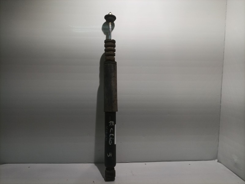 Recambio de amortiguador delantero izquierdo para renault clio iii referencia OEM IAM 820055669 03071000326 