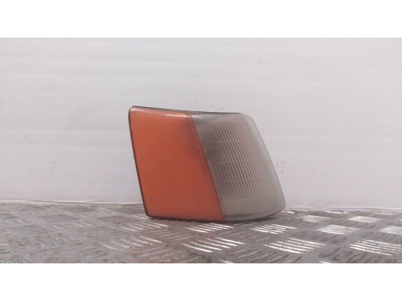 Recambio de piloto delantero derecho para chrysler jeep cherokee (xj) referencia OEM IAM    Recambio de piloto delantero derecho para chrysler jeep cherokee (xj) referencia OEM IAM