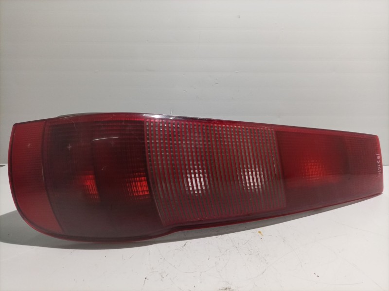 Recambio de piloto trasero derecho para fiat punto berl. (176) referencia OEM IAM 29420202  