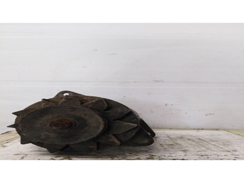 Recambio de alternador para renault 4 berlina/familiar/furgoneta referencia OEM IAM DN012-2  