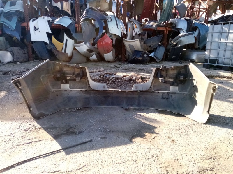 Recambio de paragolpes trasero para renault megane ii coupe/cabrio 1.9 dci diesel referencia OEM IAM 8200119068 8200196765 