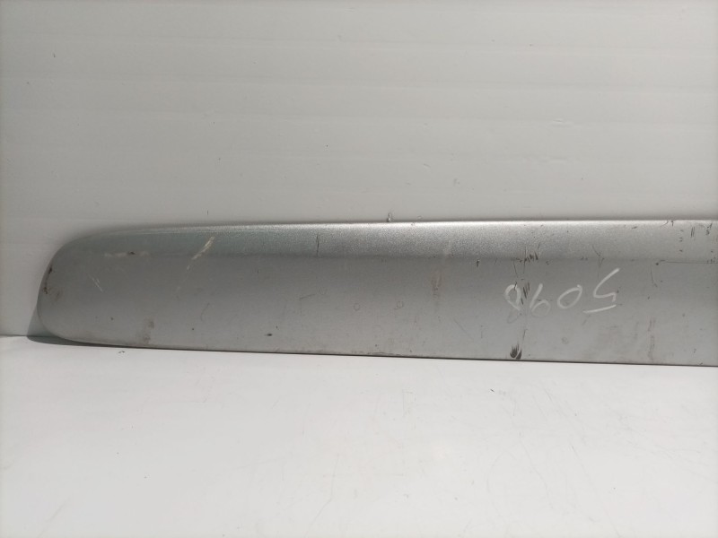 Recambio de moldura puerta delantera izquierda para toyota rav 4 (a2) referencia OEM IAM 7573242100  