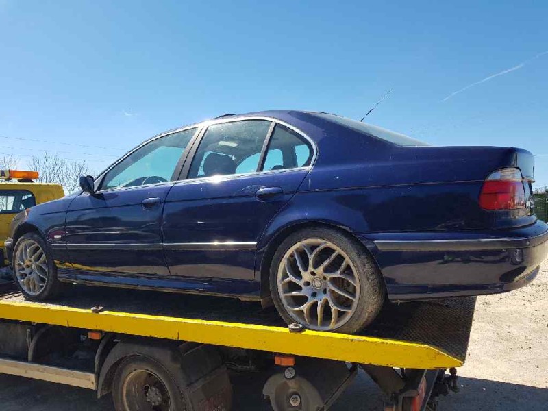bmw serie 5 berlina (e39) 3.0 24v cat   |   0.95 - ... | 1995 | 231 cv / 170 kw del año 1995