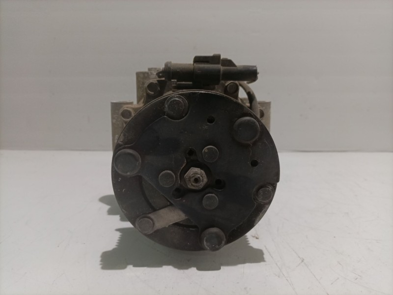 Recambio de compresor aire acondicionado para ford fiesta (cbk) trend referencia OEM IAM 2S6H19D629AB  