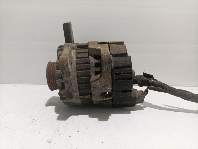 Recambio de alternador para kia picanto 1.1 cat referencia OEM IAM 2655517  