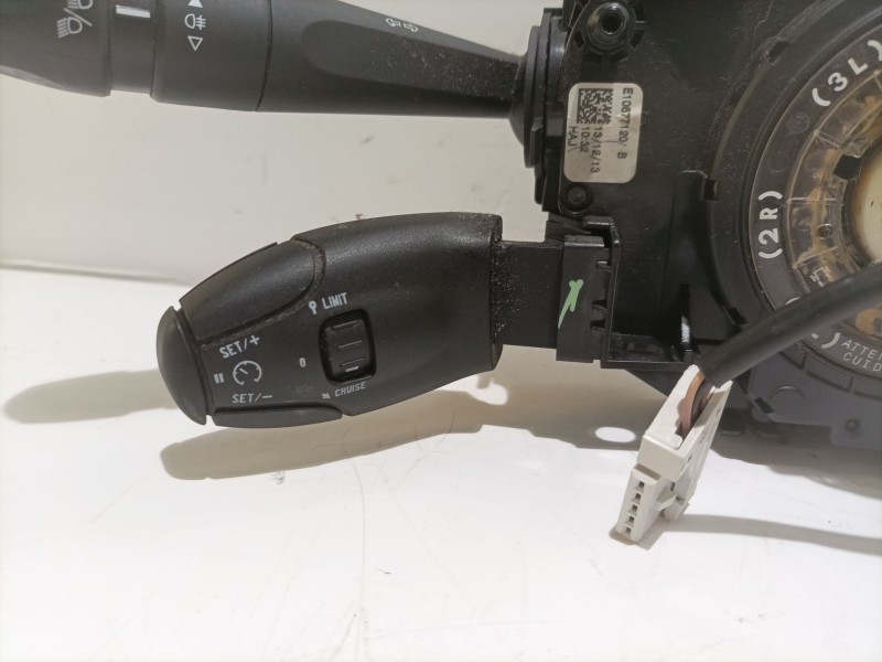 Recambio de mando luces para peugeot 208 referencia OEM IAM 98081771ZD01  ZB0A720C