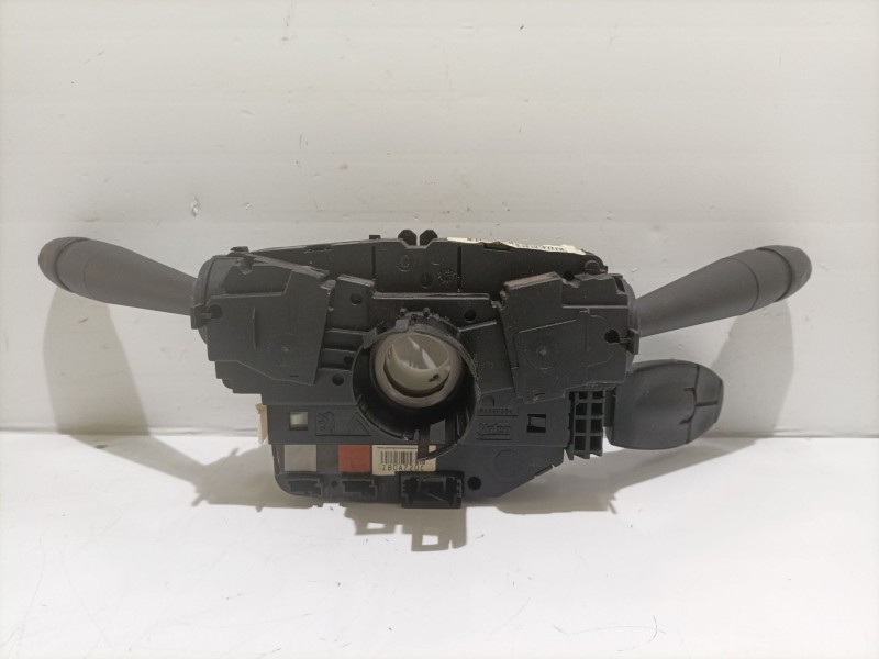 Recambio de mando luces para peugeot 208 referencia OEM IAM 98081771ZD01  ZB0A720C