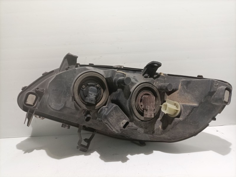 Recambio de faro derecho para opel zafira a elegance referencia OEM IAM 8900055  