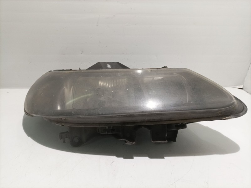 Recambio de faro derecho para renault laguna (b56) 1.9 dci diesel cat referencia OEM IAM 14942000  