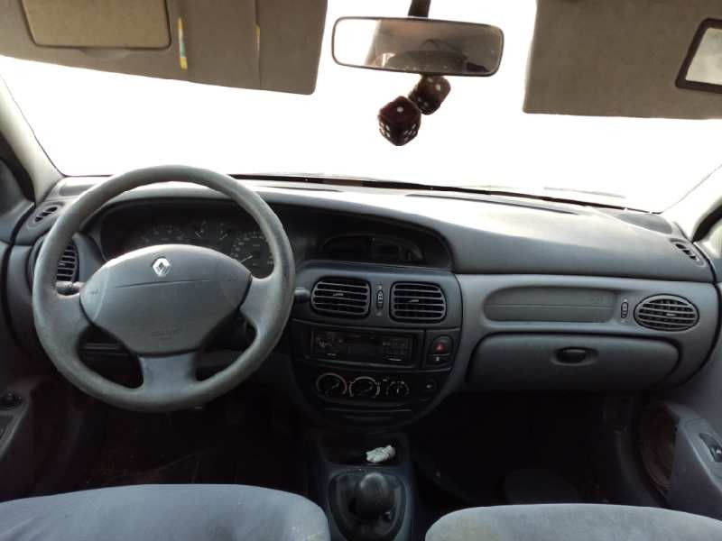 renault megane i classic (la0)    |   0.96 - 0.01 | 1996 - 2001 del año 1996