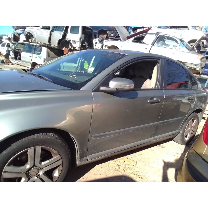 volvo s40 berlina del año 2006
