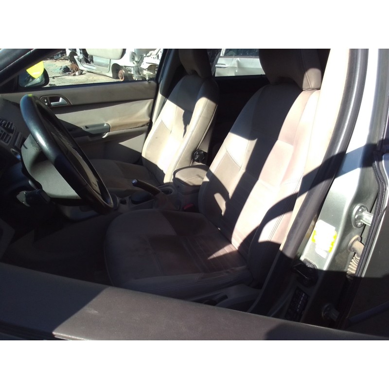 volvo s40 berlina del año 2006