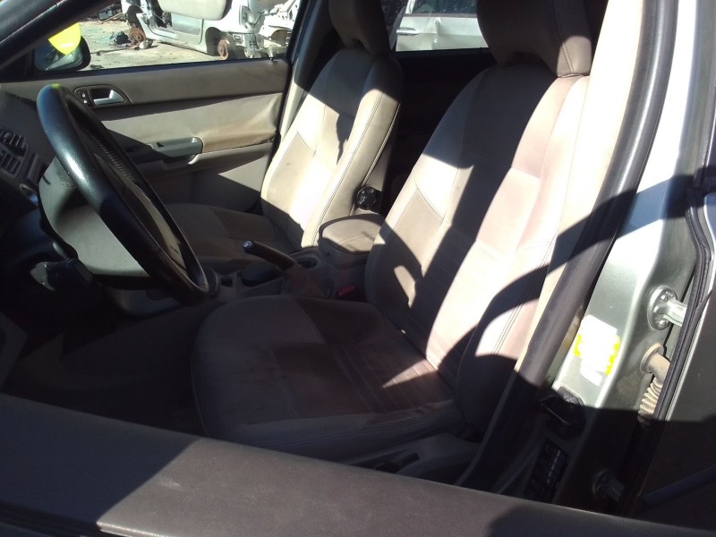 volvo s40 berlina del año 2006