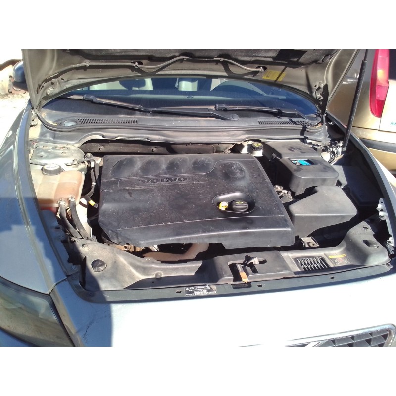 volvo s40 berlina del año 2006