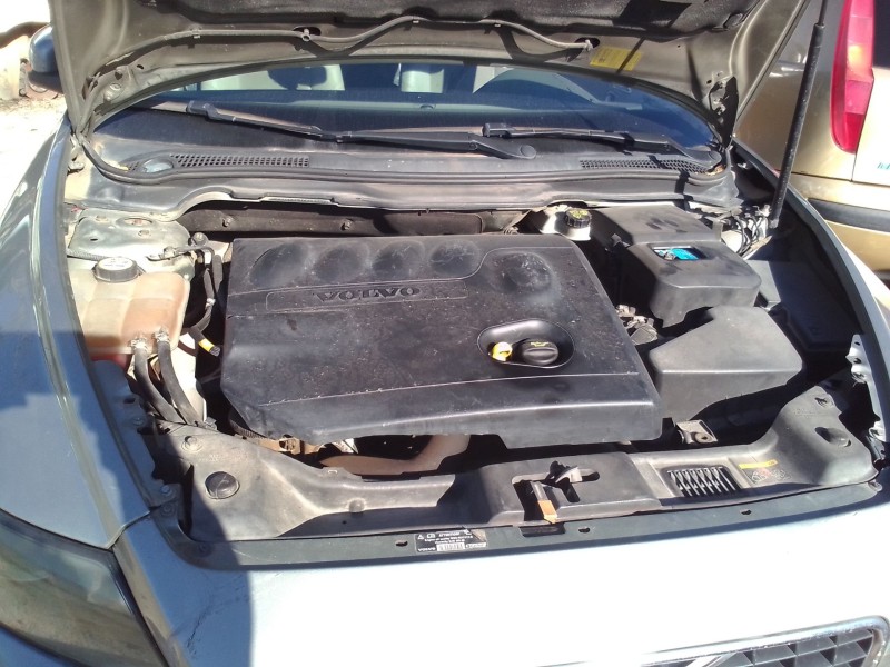 volvo s40 berlina del año 2006