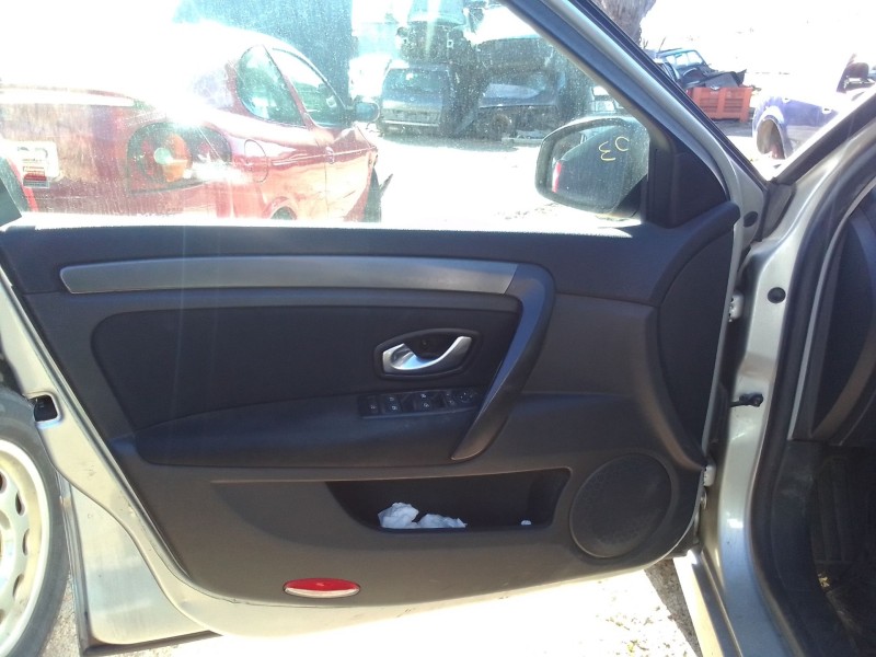 renault laguna iii del año 2008