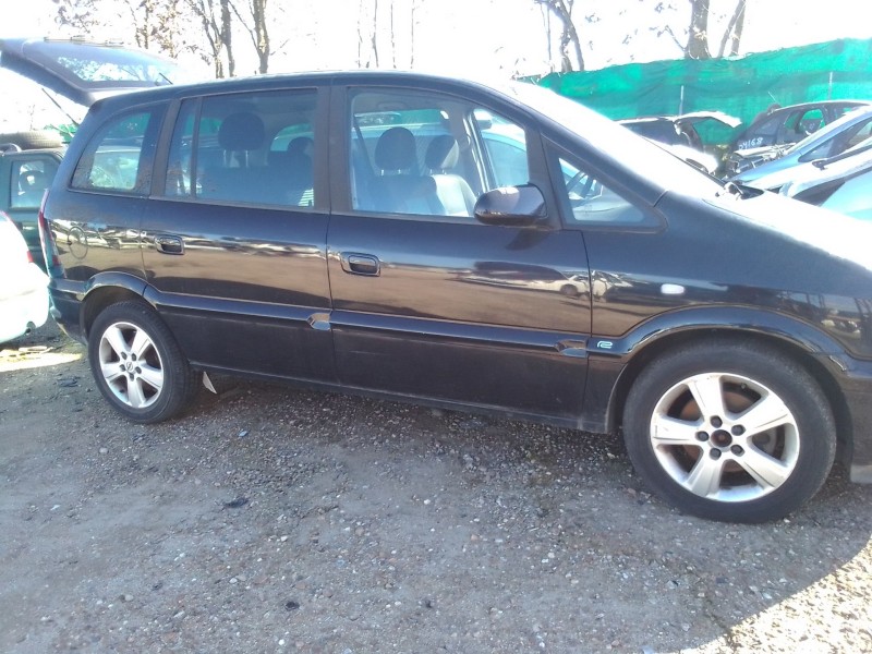 opel zafira a del año 2004