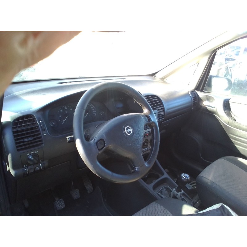 opel zafira a del año 2004