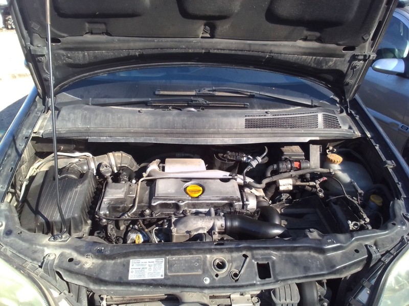 opel zafira a del año 2004