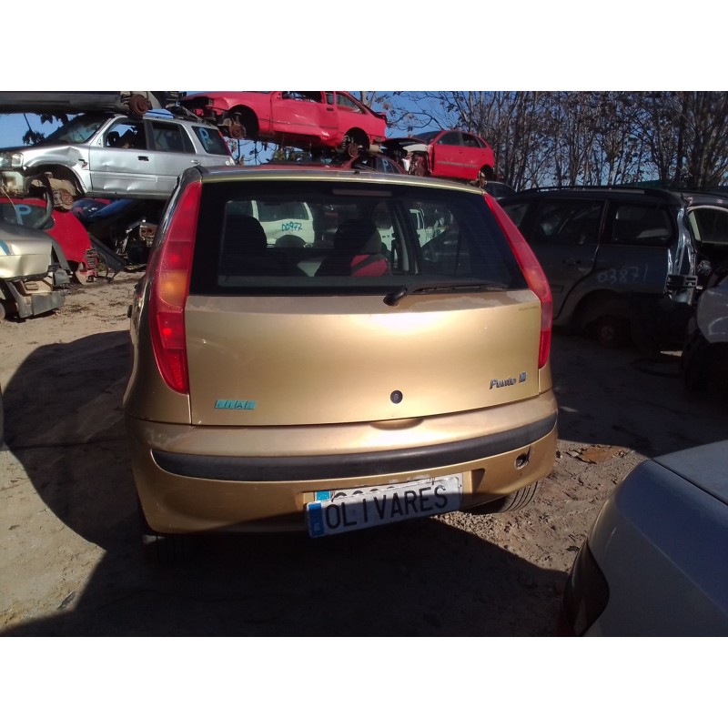 fiat punto berlina (188) del año 2001