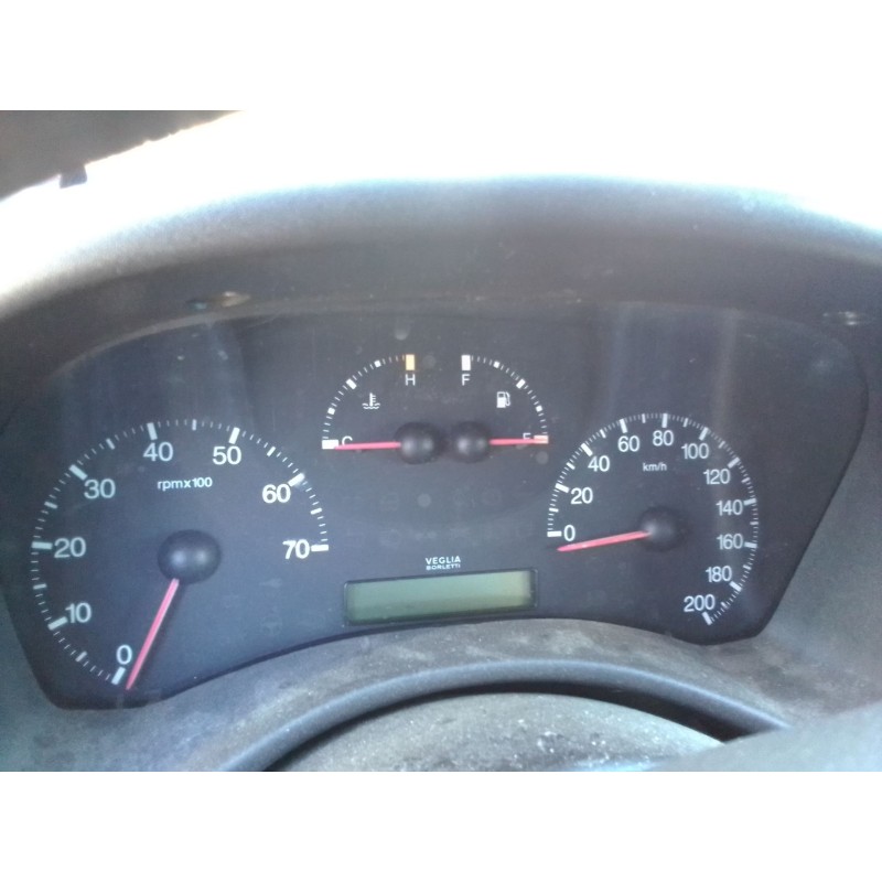 fiat punto berlina (188) del año 2001