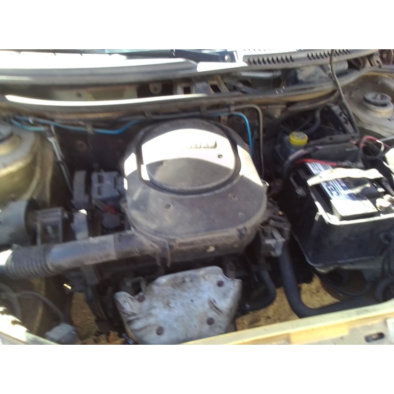 fiat punto berlina (188) del año 2001