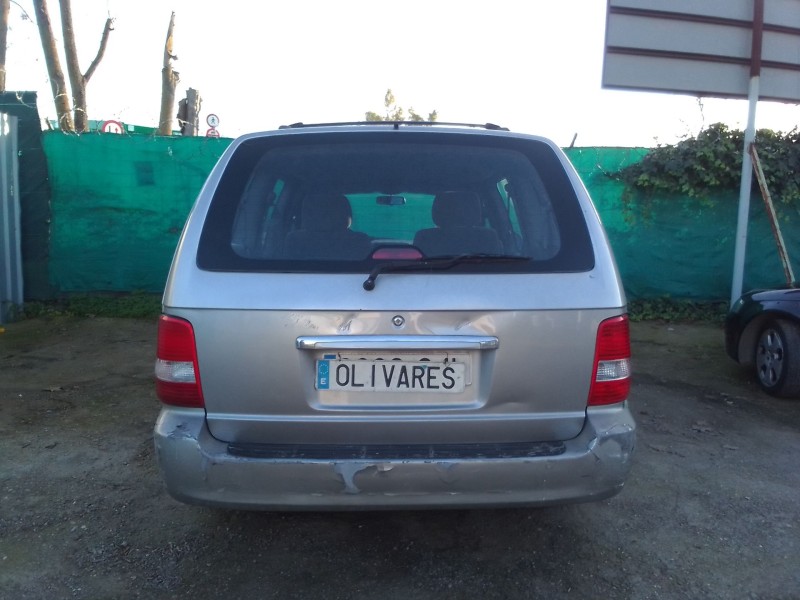 kia carnival ii del año 2003
