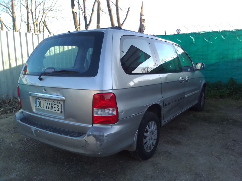kia carnival ii del año 2003