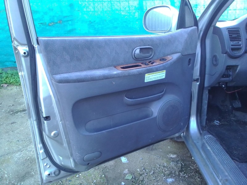 kia carnival ii del año 2003